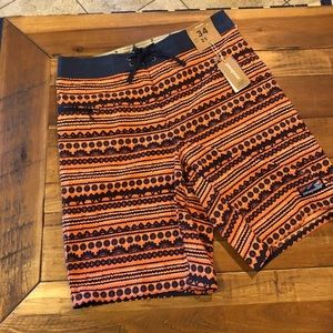 NWT Men’s Patagonia Board Shorts